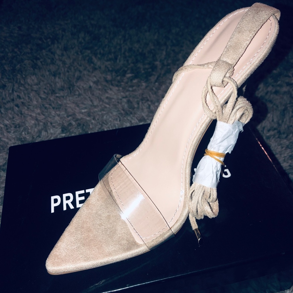 Size 7 Seude Heels💕